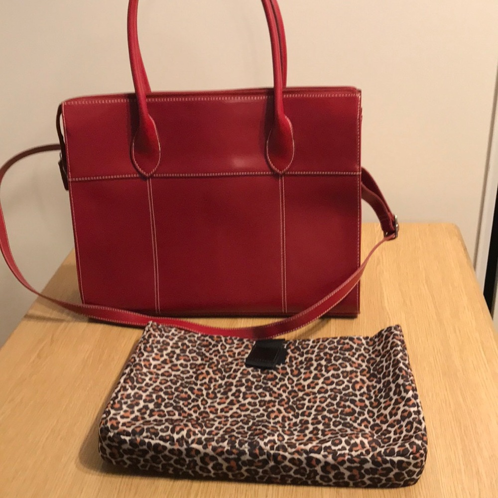 Elegant Red Handbag Set - Picture 6 of 11